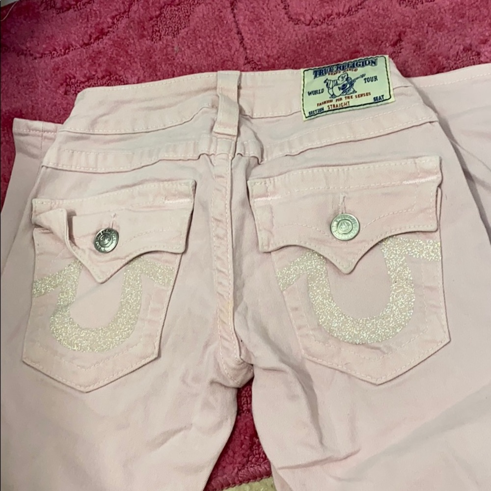 Pink True religions